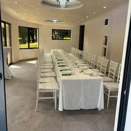 Vila Tea - Private Pool Villa, Slatina Laktaši