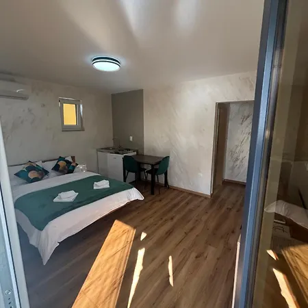 ヴィラ Tea - Slatina